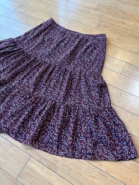 Boden Burgundy Midi Skirt with Light Blue Floral Vine Print SZ 10